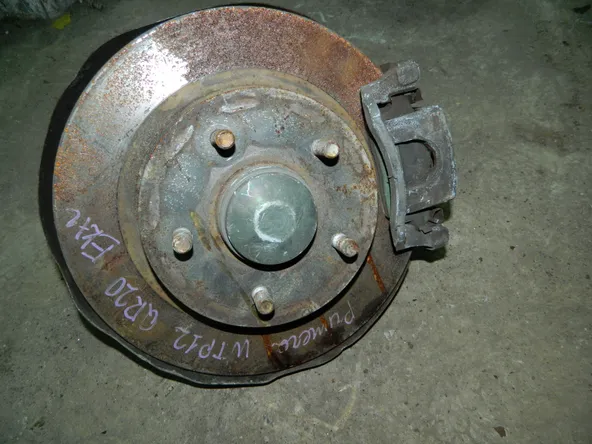 Ступица NISSAN PRIMERA P12 Зад Прав (Контрактный) 79586614