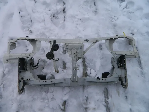 Рамка радиатора NISSAN PRIMERA P12 (Контрактный) 79773964