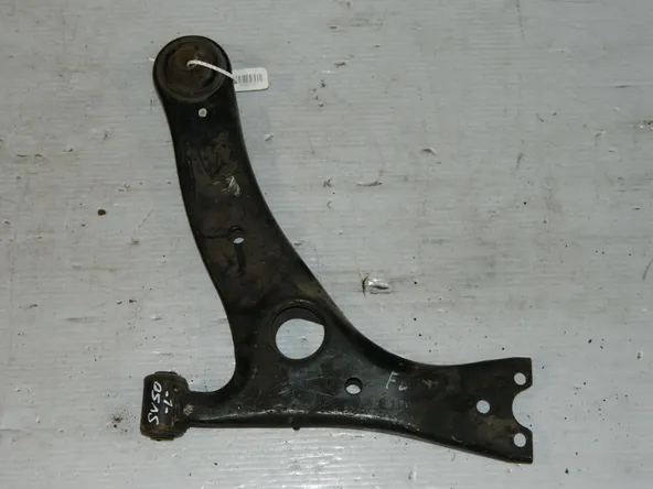 Рычаг подвески TOYOTA VISTA SV50 Перед Лев (Контрактный) 45992797