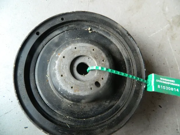 Шкив коленвала MITSUBISHI 4G18 (Контрактный) 81530814