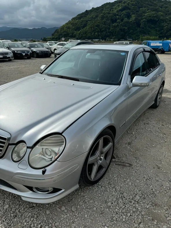Крыло MERCEDES-BENZ E-CLASS W211 Перед Лев (Контрактный) 36123010