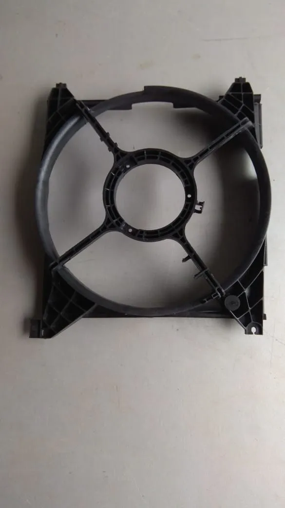 Диффузор радиатора HYUNDAI/KIA 2535038000