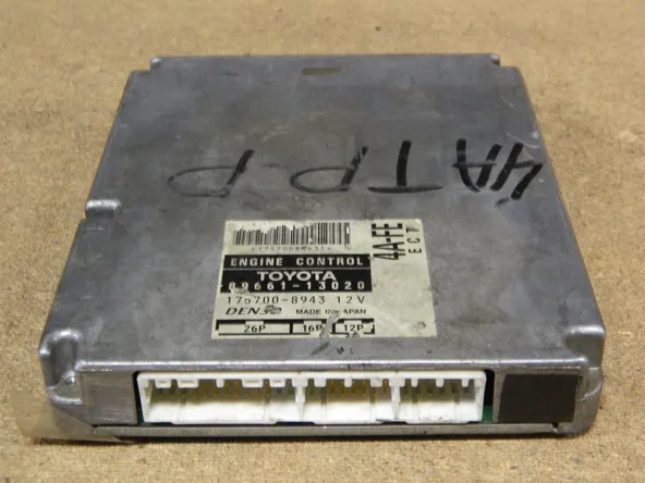 Блок управления ДВС TOYOTA COROLLA SPACIO 4AFE (Контрактный) 9772 8966113020
