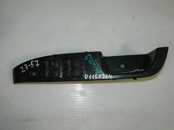 Блок управления стеклоподъемниками MITSUBISHI AIRTREK CU4W Перед Прав (Контрактный)