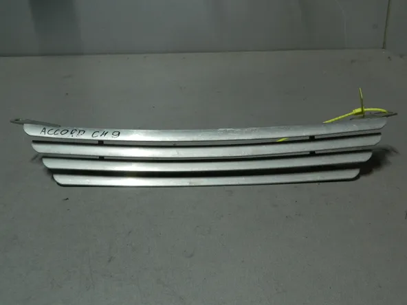 Решетка радиатора HONDA ACCORD CH9 (Контрактный) 79773038