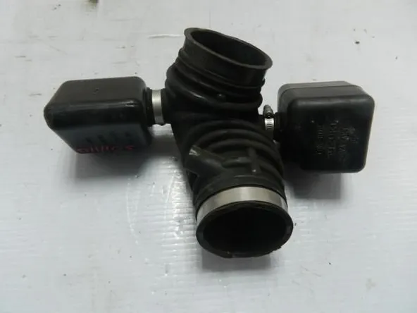 Патрубок воздушного фильтра SUZUKI Grand Vitara TDA4W J24B (Контрактный)