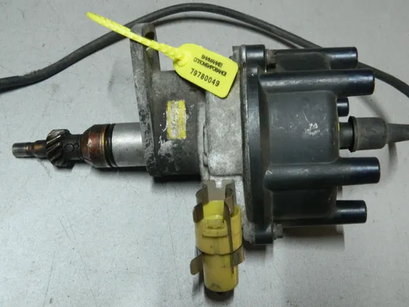 Трамблер TOYOTA 1GGE (Контрактный) 79780049