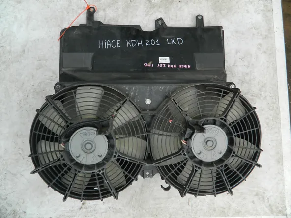 Диффузор радиатора TOYOTA HIACE KDH201 (Контрактный) 72367805