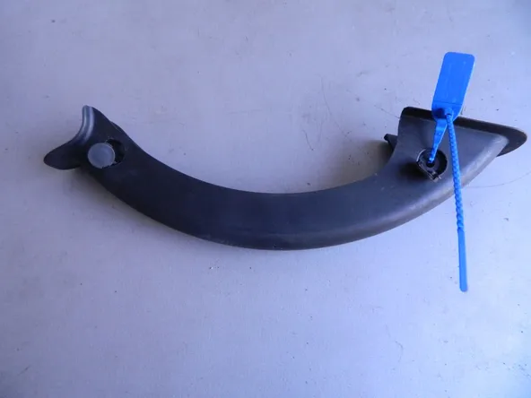 Накладка петли багажника HYUNDAI EQUUS VI G6DJ Лев (Б/У) 69838423 819113N000