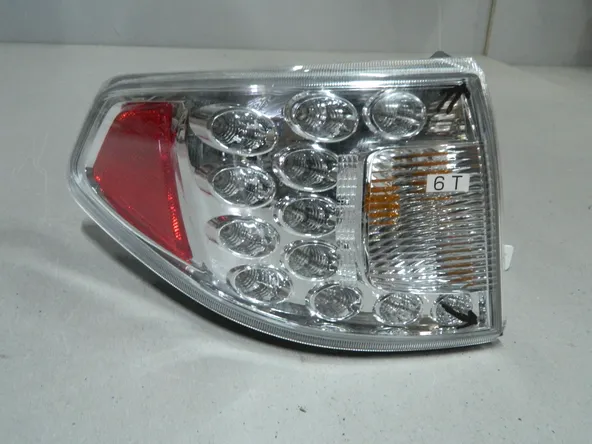 Фонарь SUBARU IMPREZA GH2 Зад Лев (Контрактный) 68000325