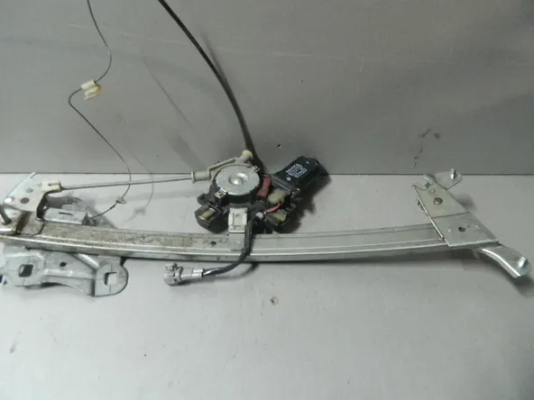 Стеклоподъемник TOYOTA CELICA ST200 Перед Прав (Контрактный) 79591717