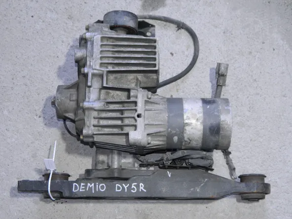 Редуктор MAZDA DEMIO DY5R Задн (Контрактный) 69586426