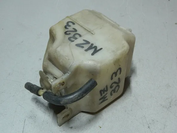 Бачок расширительный MAZDA 323 BW (Контрактный) 81539035