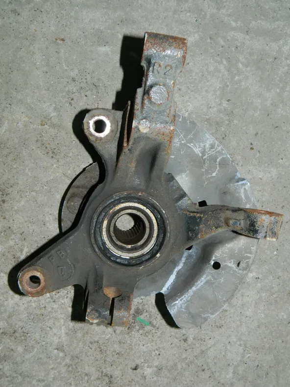 Ступица MAZDA PREMACY CP8W Перед Прав (Контрактный) 79586908