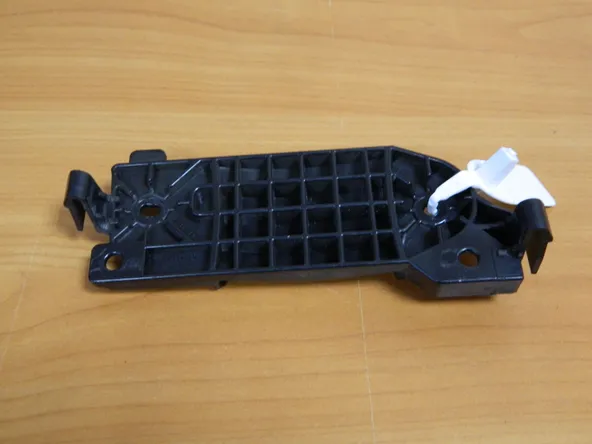 Кронштейн ремня безопастности AUDI Q7 4L Лев (Б/У)