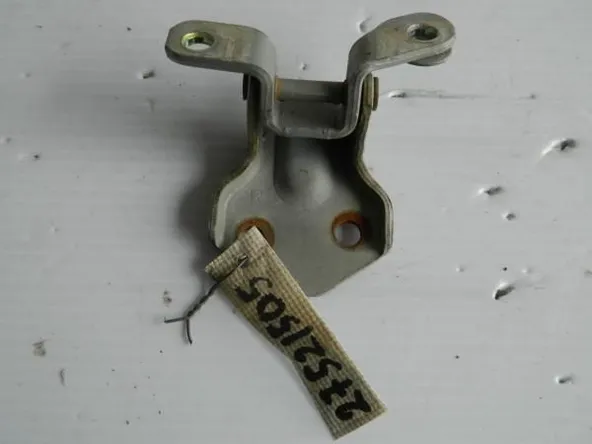Петля двери MAZDA DEMIO DW3W Перед Лев (Контрактный) 27521505