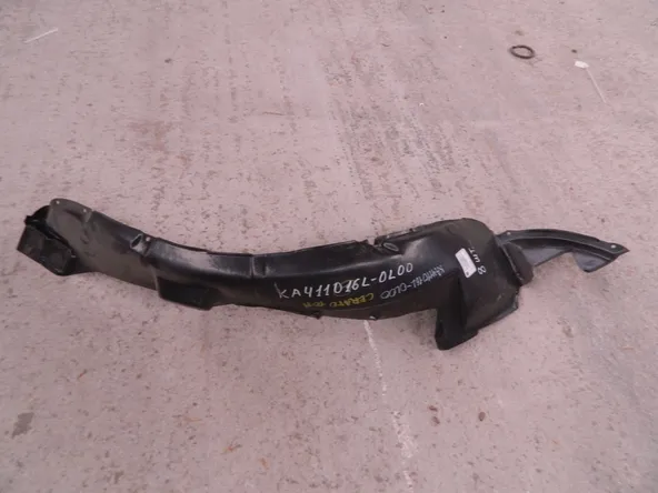 Подкрылок API KA411016L0L00 KIA CERATO TD LH 2008 - 2013