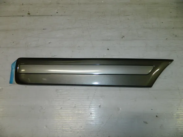 Молдинг крыла TOYOTA 7565160150 TOYOTA Land Cruiser 100