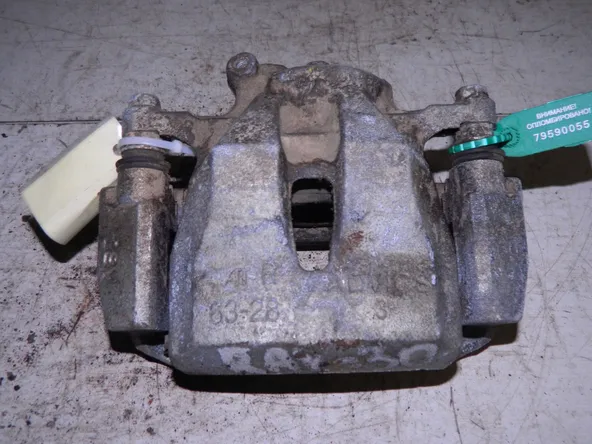 Суппорт TOYOTA RAV4 ACA30 Перед Прав (Контрактный) 79590055