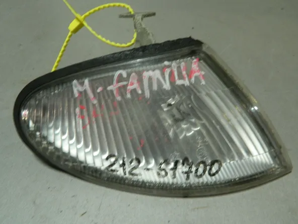 Габарит MAZDA FAMILIA BHA5P Перед Прав (Контрактный) 79768292