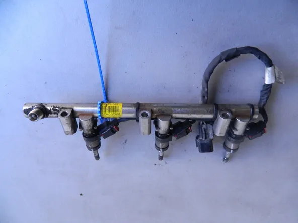 Рампа топливная с форсунками HYUNDAI EQUUS VI G6DA (Контрактный) 69838532 353403C652