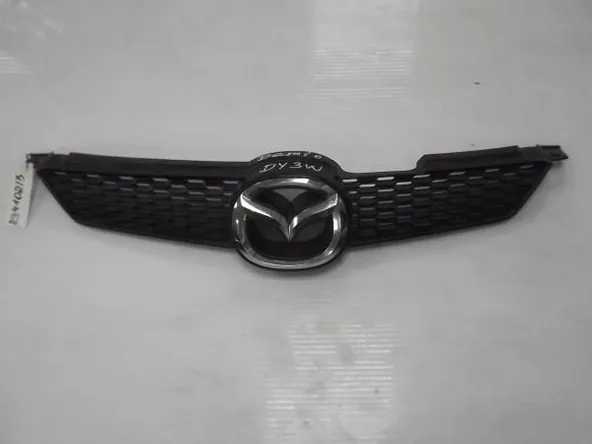 Решетка радиатора MAZDA DEMIO DY3W (Контрактный) 29410213