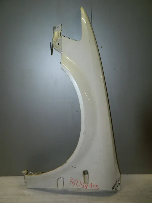 Крыло HONDA ACCORD CH9 Перед Лев (Контрактный) 46098945