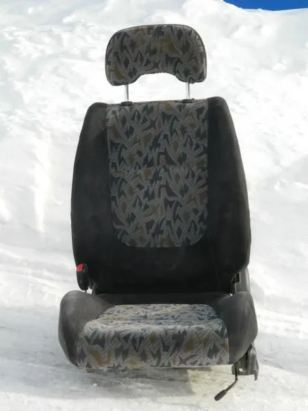 Сиденье NISSAN PULSAR HNN15 Лев (Б/У)