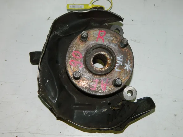 Ступица TOYOTA COROLLA AE90 Перед Прав (Контрактный) 40951044