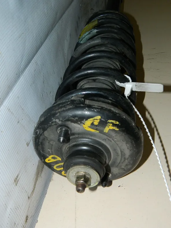 Стойка подвески HONDA ACCORD CF4 Зад (Контрактный) 45976938