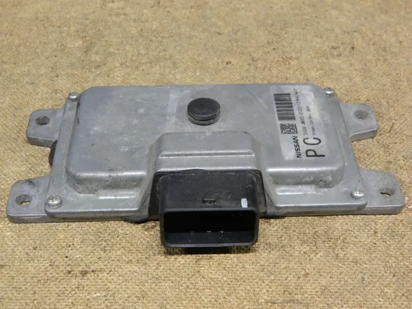 Блок управления ДВС NISSAN TEANA J32 VQ25DE (Контрактный) 79590309