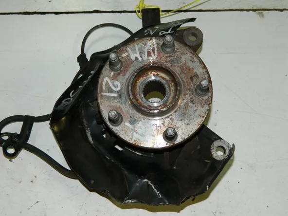 Ступица TOYOTA IPSUM ACM21 Перед Прав (Контрактный) 40951034