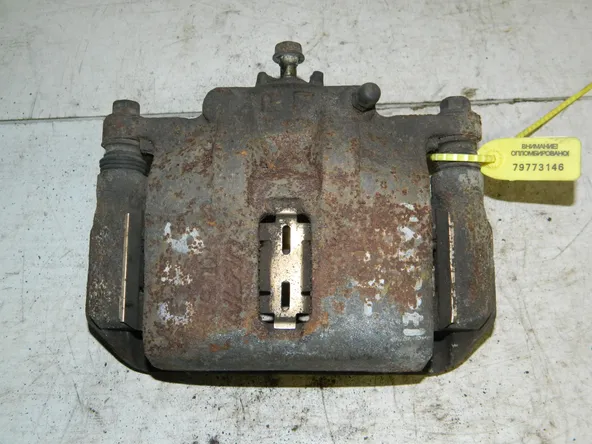 Суппорт HONDA Accord CF6 Перед Лев (Контрактный) 79773146