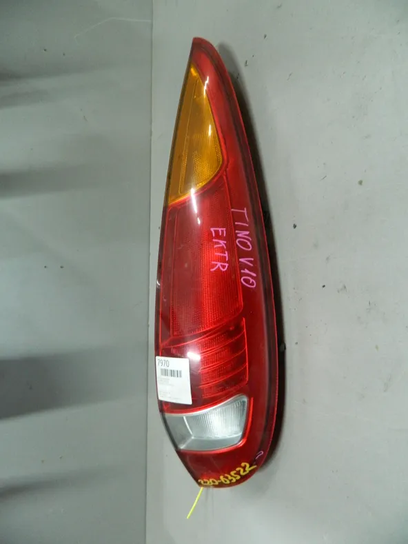 Фонарь NISSAN TINO V10 Зад Прав (Контрактный) 64492232