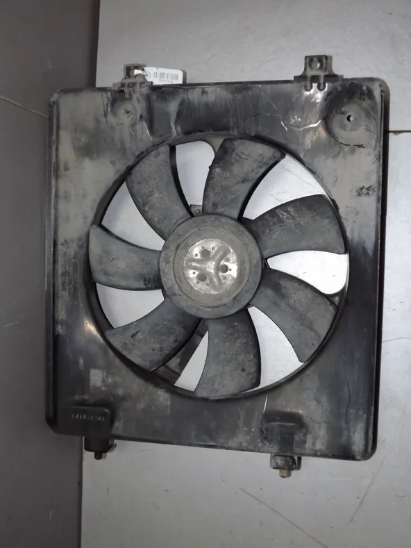 Диффузор радиатора HONDA CR-V RE5 R20A (Контрактный) 35017539