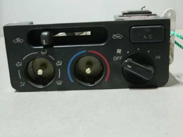 Блок управления климат-контролем TOYOTA NOAH SR40 (Контрактный) 81540615