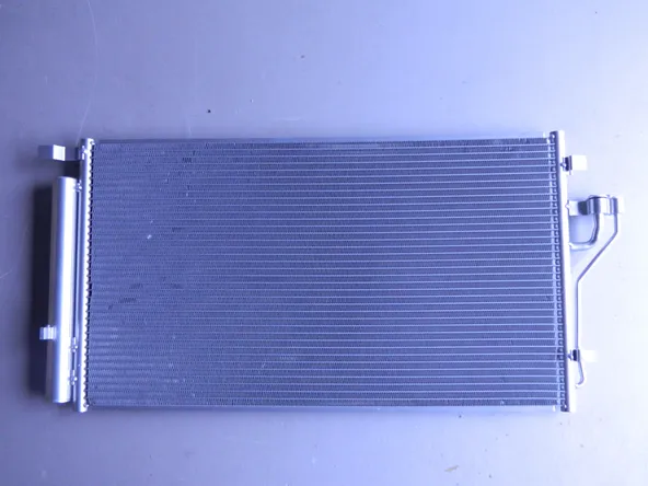 Радиатор кондиционера JORDEN JH03STG11180 IX 35