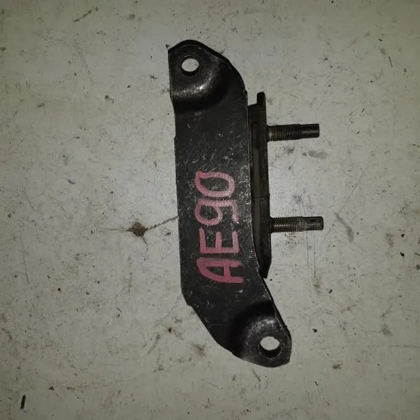 Подушка двигателя TOYOTA COROLLAAE91 5AFE Перед (Контрактный)