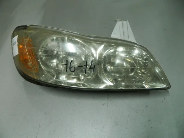 Фара NISSAN CEFIRO A33 Перед Прав 1614 (Контрактный) 03344031