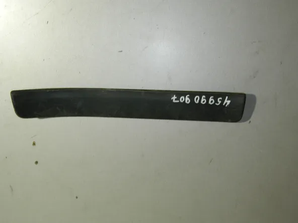 Накладка порога TOYOTA COROLLA E120 Зад Прав (Б/У) 45990907 6791502010