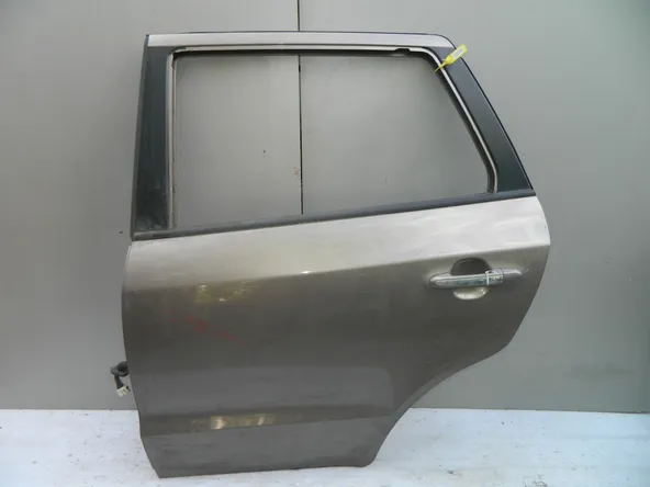 Дверь HYUNDAI SANTA FE CM Зад Лев (Контрактный) 40951819