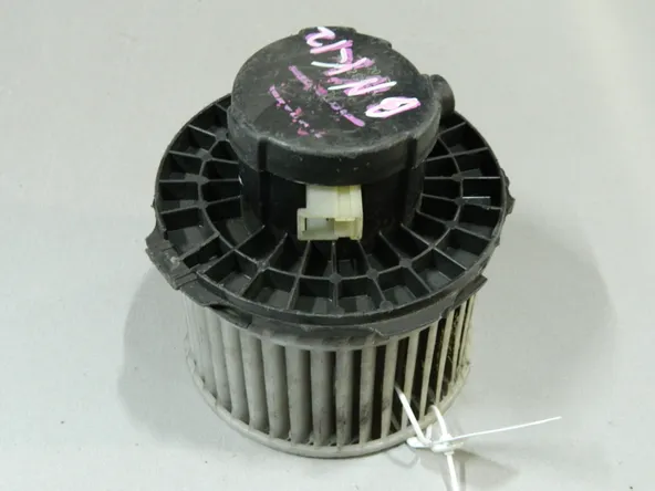 Мотор печки NISSAN MARCH BNK12 (Контрактный) 03344217