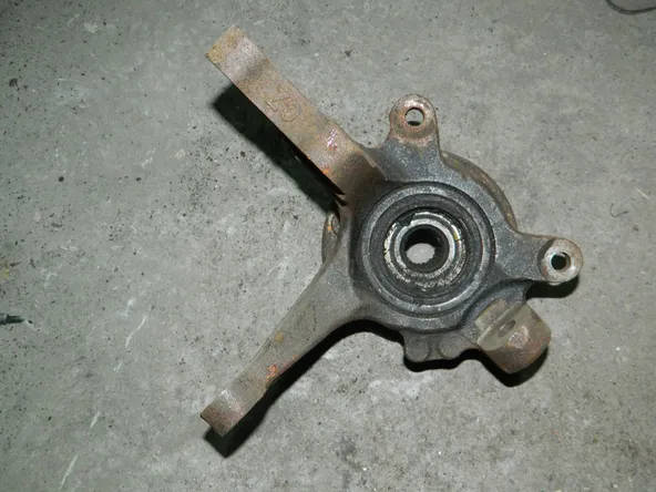 Ступица MITSUBISHI RVR N23W Перед Лев (Контрактный) 79591143