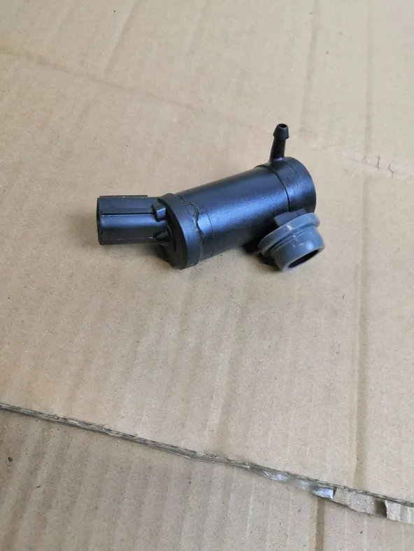Мотор бачка омывателя GENERAL PARTS 86611AG010