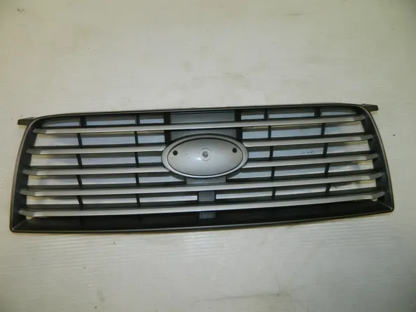 Решетка радиатора SAT STSB66093A0 SUBARU Forester