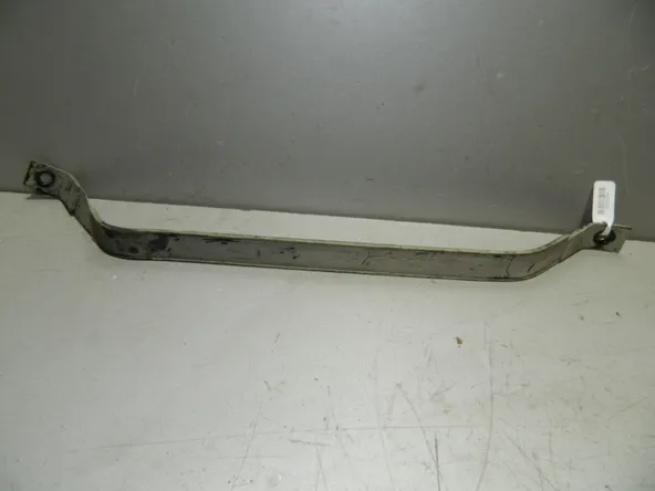 Лента крепления бензобака Kia Sportage QL (Б/У)