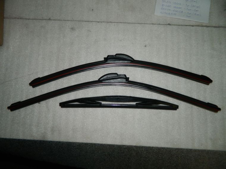 Щетка стеклоочистителя GENERAL PARTS GP5548 (Комплект перед 550/480 +1шт задн)