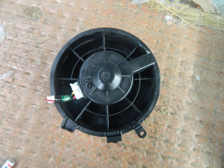 Мотор печки NISSAN X-TRAIL NT31 (Контрактный) 1026400003