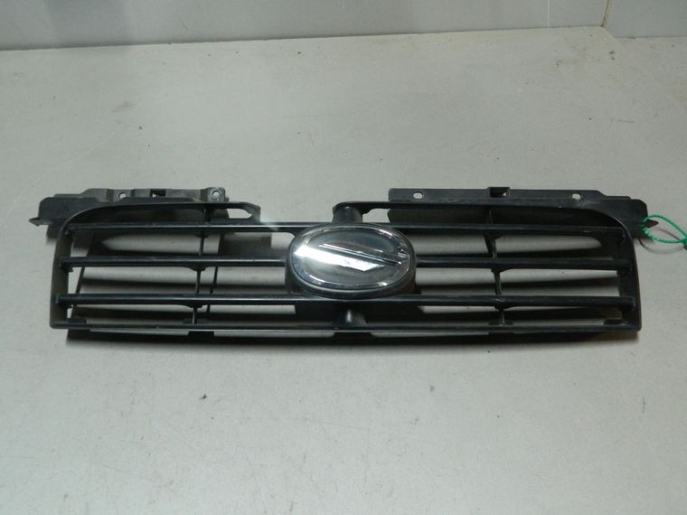 Решетка радиатора SUZUKI SWIFT HT51S (Контрактный) 81540856