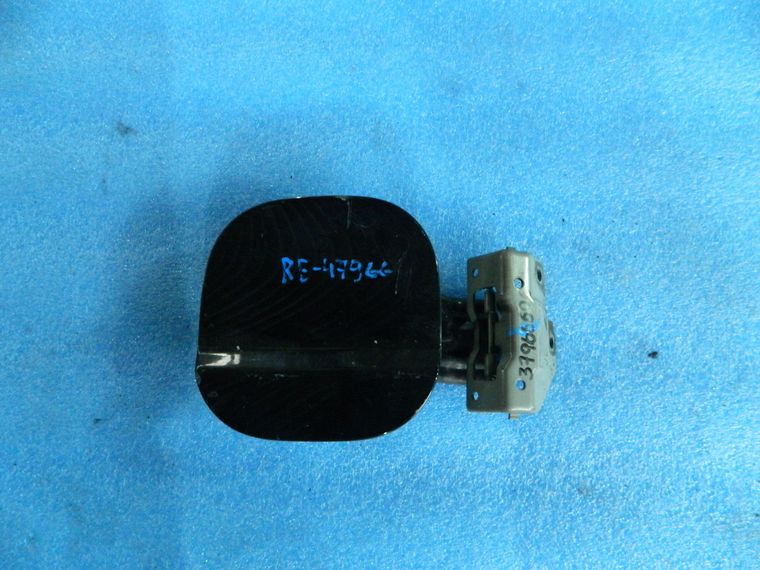 Лючок бензобака HONDA CR-V RE4 (Контрактный) 37966606